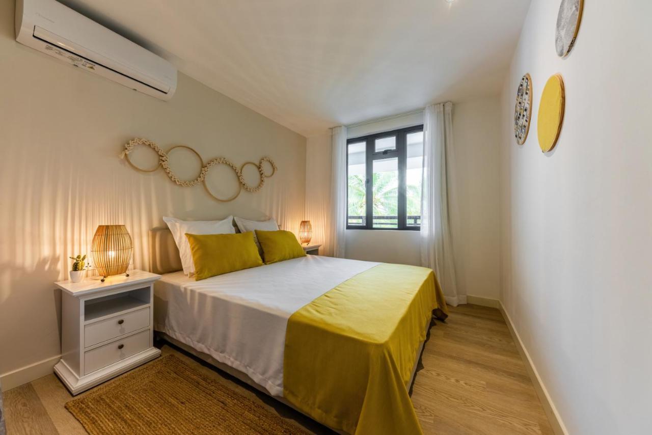 Les Cerisiers Beach Residence, Cosy And Modern 3 Bedroom Apartment Located 50 Metres From The Beach And From All Amenities And Restaurants On The Coastal Road Flic en Flac Exterior foto