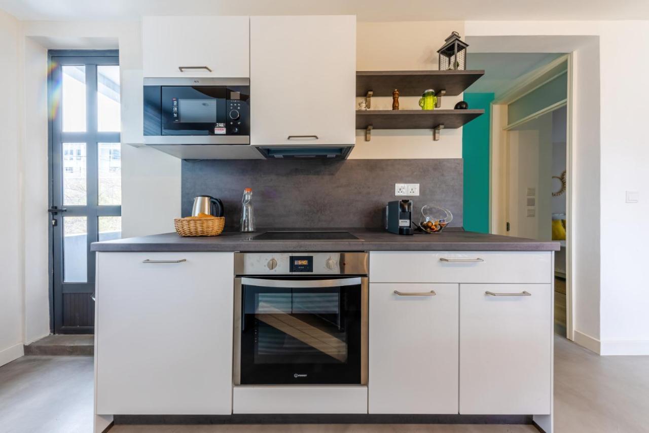 Les Cerisiers Beach Residence, Cosy And Modern 3 Bedroom Apartment Located 50 Metres From The Beach And From All Amenities And Restaurants On The Coastal Road Flic en Flac Exterior foto